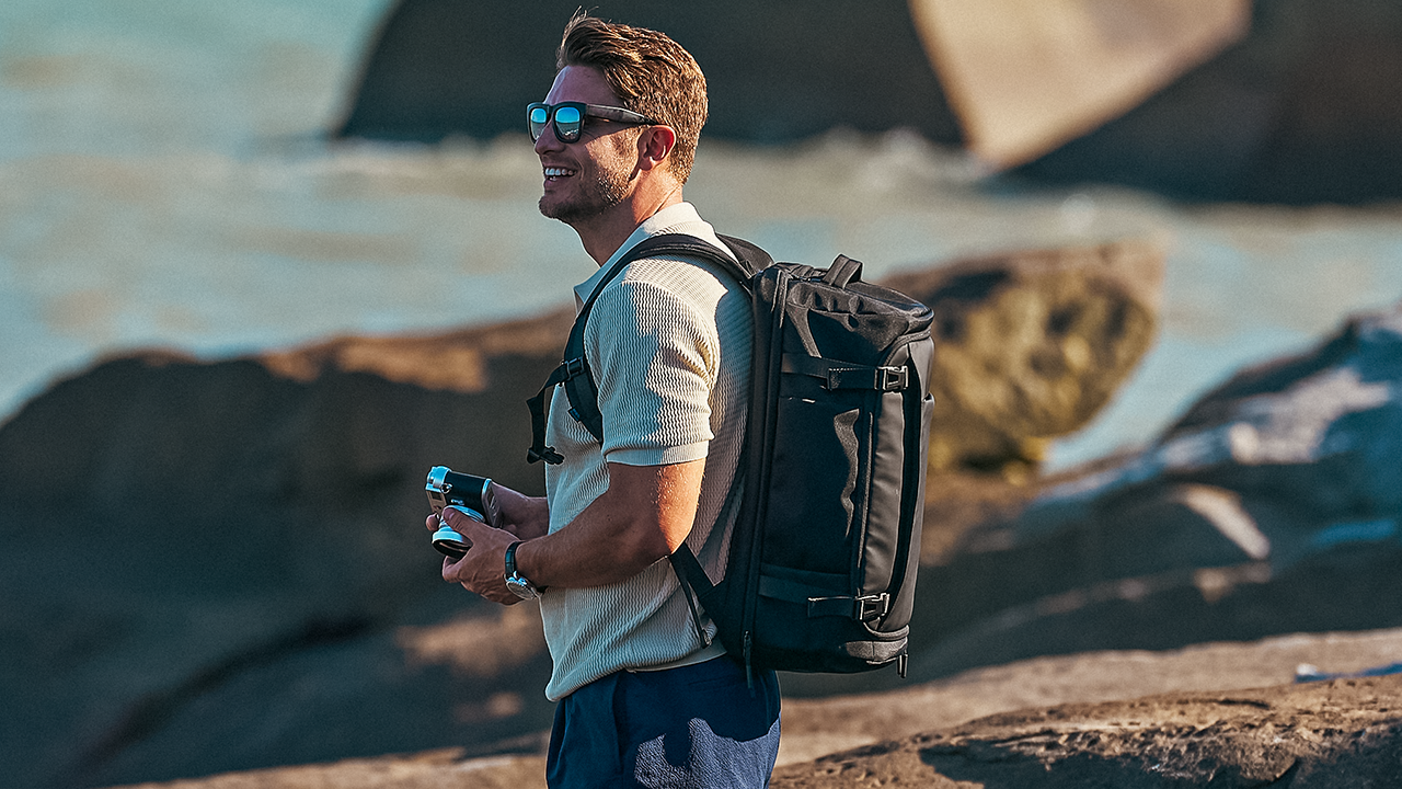 backpacking with a laptop How to Become Digital Nomad: Beginner's Guide 1,616 Laptop Hiking Stock Photos,