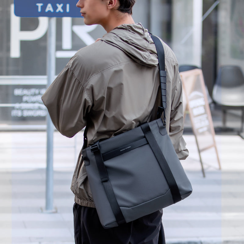 TechSafe MR569: The multifunctional Messenger Bag with Simple