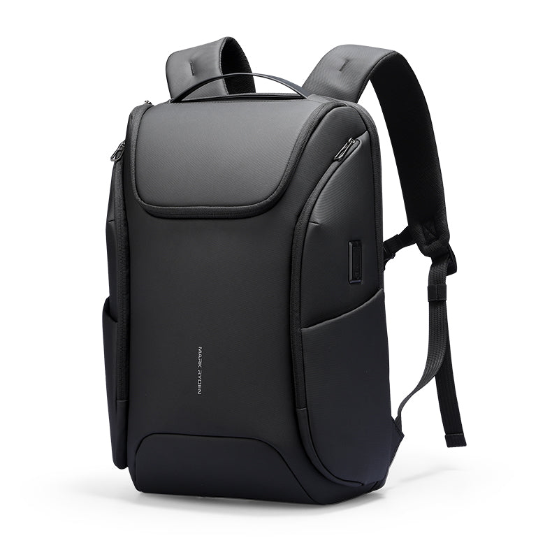 Polycom 2nd: Waterproof Backpack with Built-in USB for Travelling