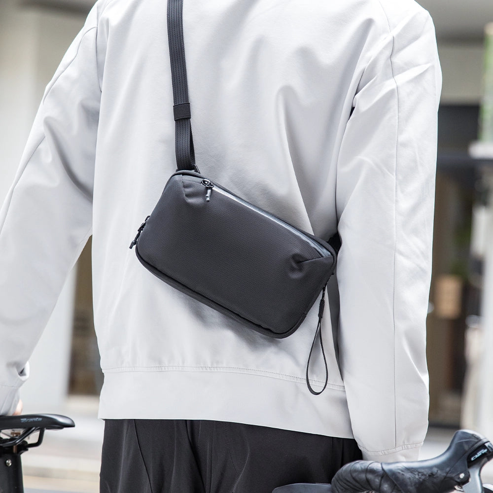 MarkRyden Switchstorage IV sleek black crossbody toiletry bag for modern travelers