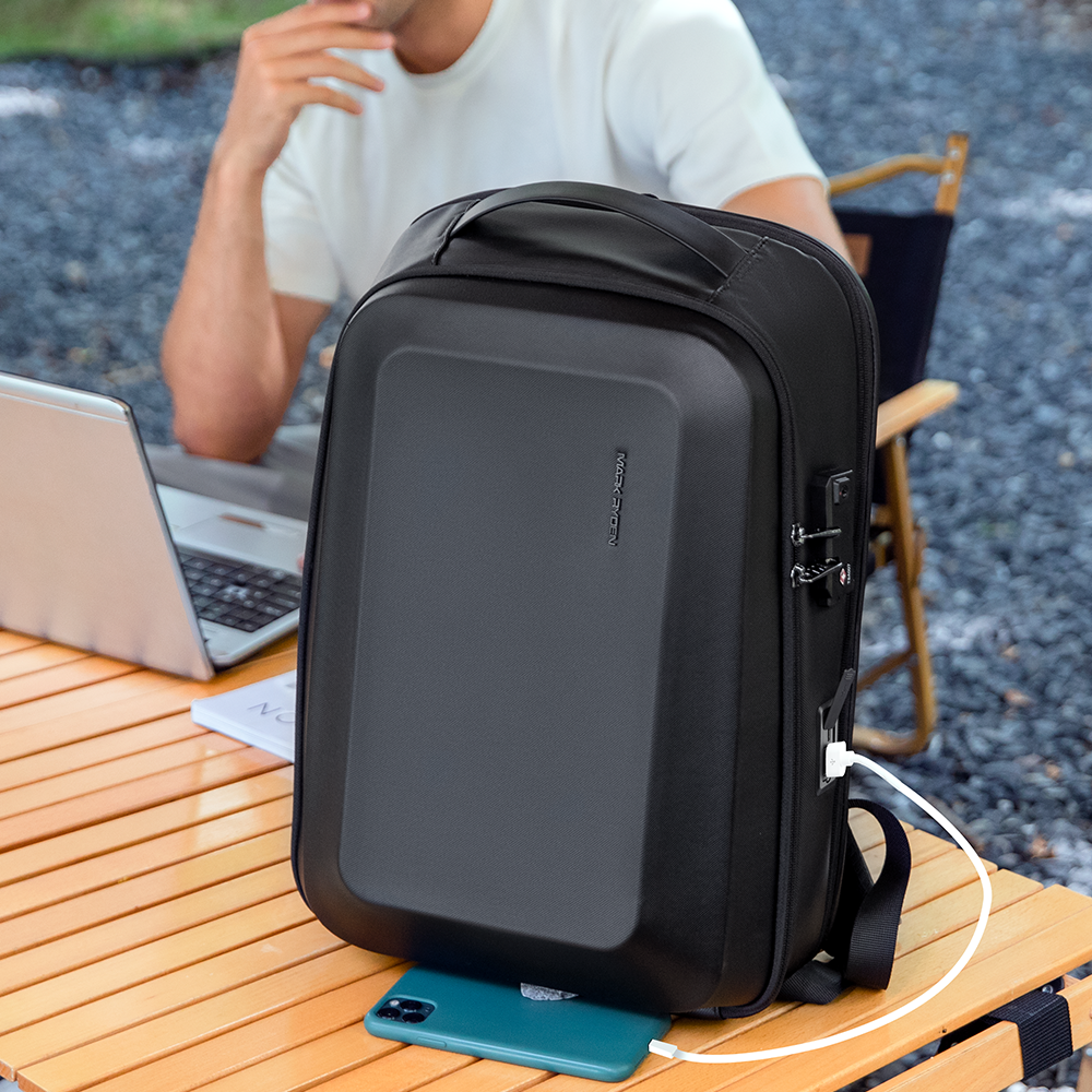 GuardianShell : le sac à dos rigide sécurisé 