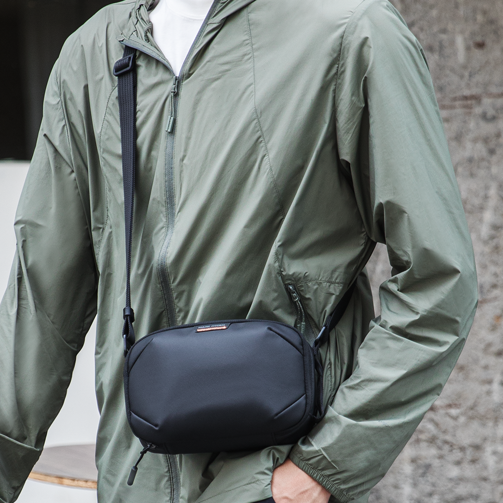 Oxford Voyager : votre compagnon durable et résistant à l'eau pour la vie quotidienne 