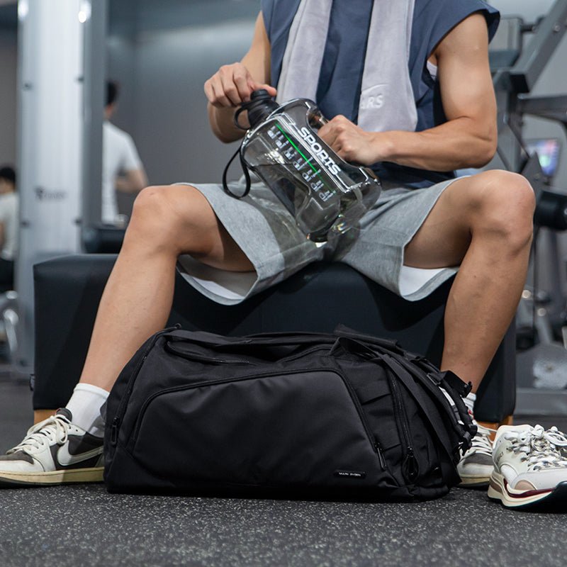 Worksman: Spacious Durable Polyester Travel Bag with Easy Access Pockets - MARK RYDEN US