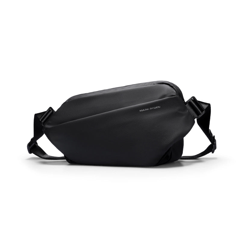 Black leather MarkRyden Fingon Ⅰ city commuter messenger bag