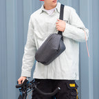 Gray leather Fingon Ⅰ large capacity daily messenger bag by MarkRyden