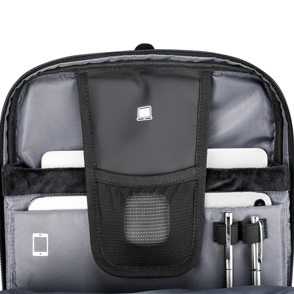 TravelEssentials: Mochila de gran capacidad para uso diario 