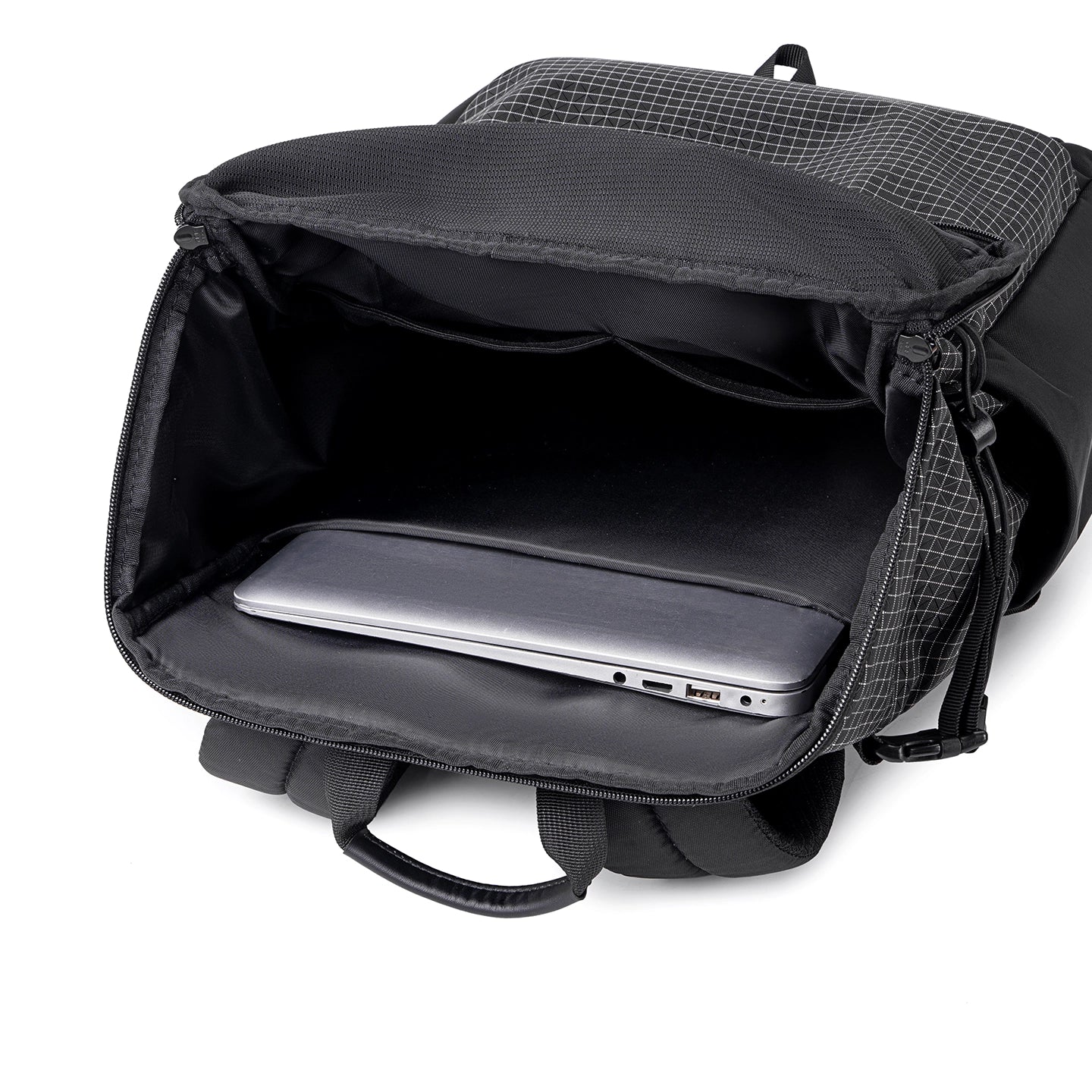 AeroPro: 17.3" Laptop Backpack with Enhanced Support for Travelers