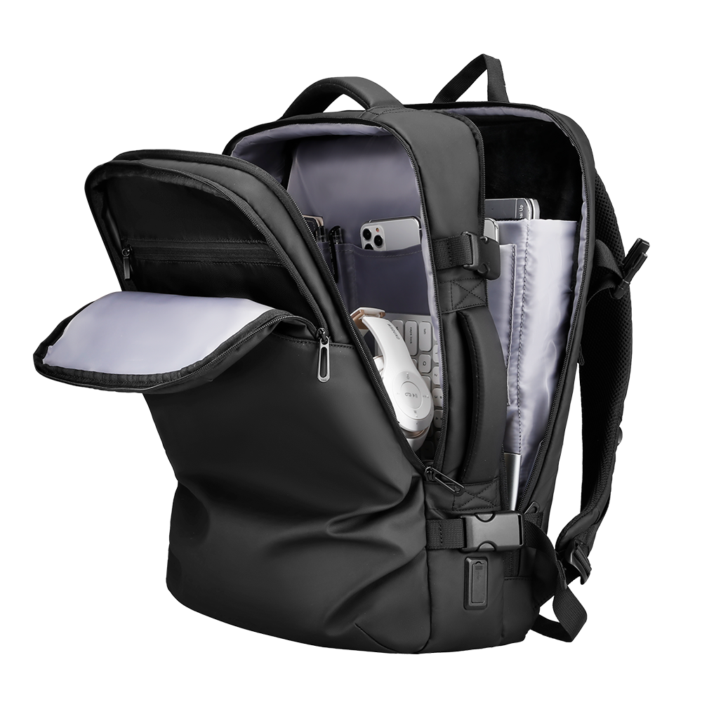 Mochila l: Black waterproof USB backpack with tech storage