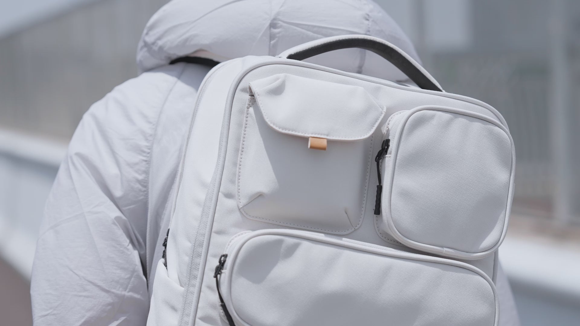 VersaPack: Mochila urbana multifuncional para portátil de 17,3 pulgadas 